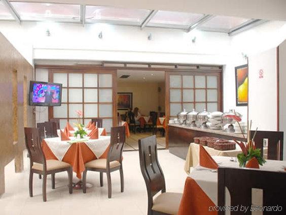 Hotel American Deluxe Bogotá Restaurant foto